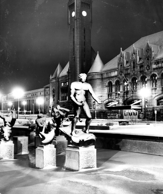 Look Back: Aloe Plaza, 1939